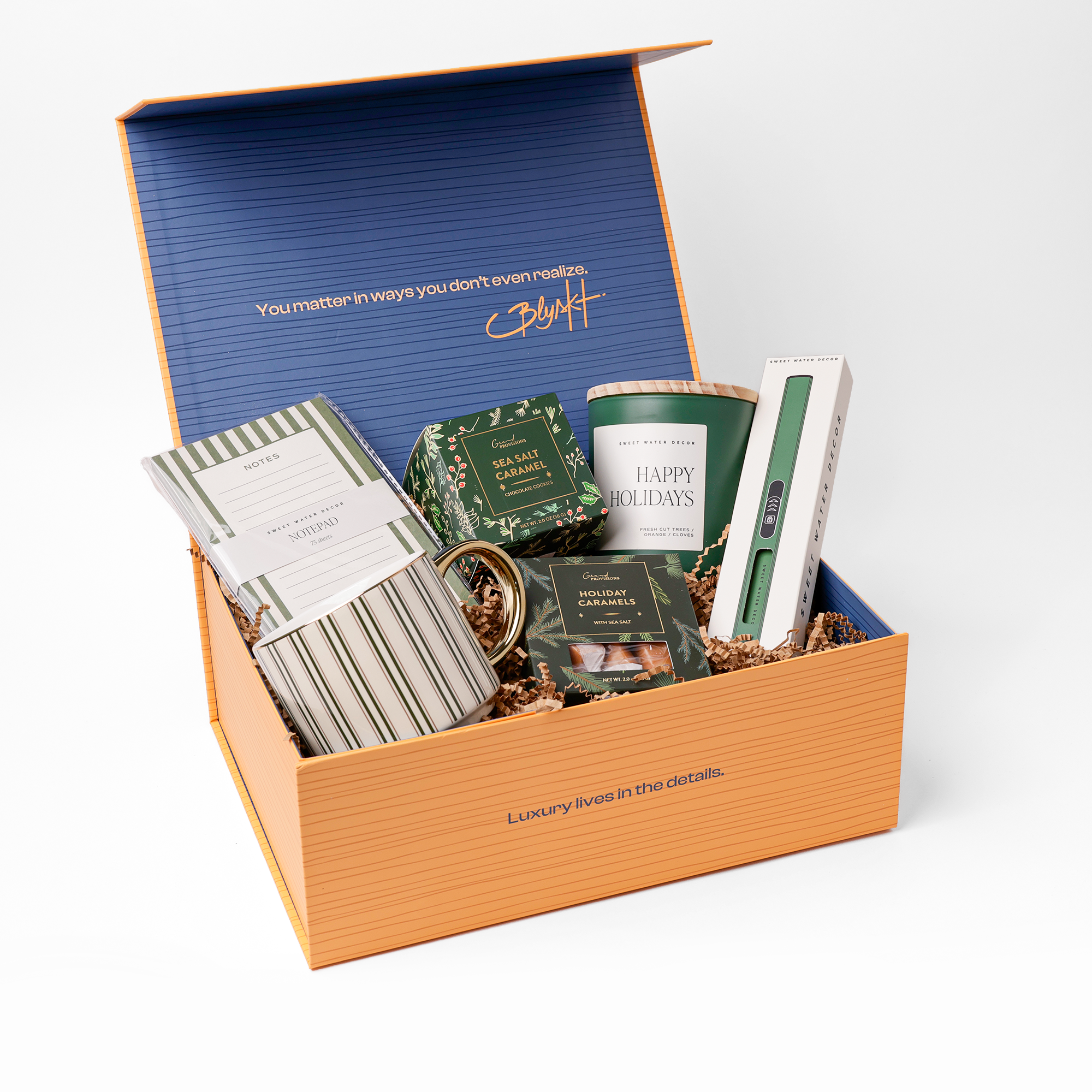 Evergreen Treat Gift Box - Shop Blyskt