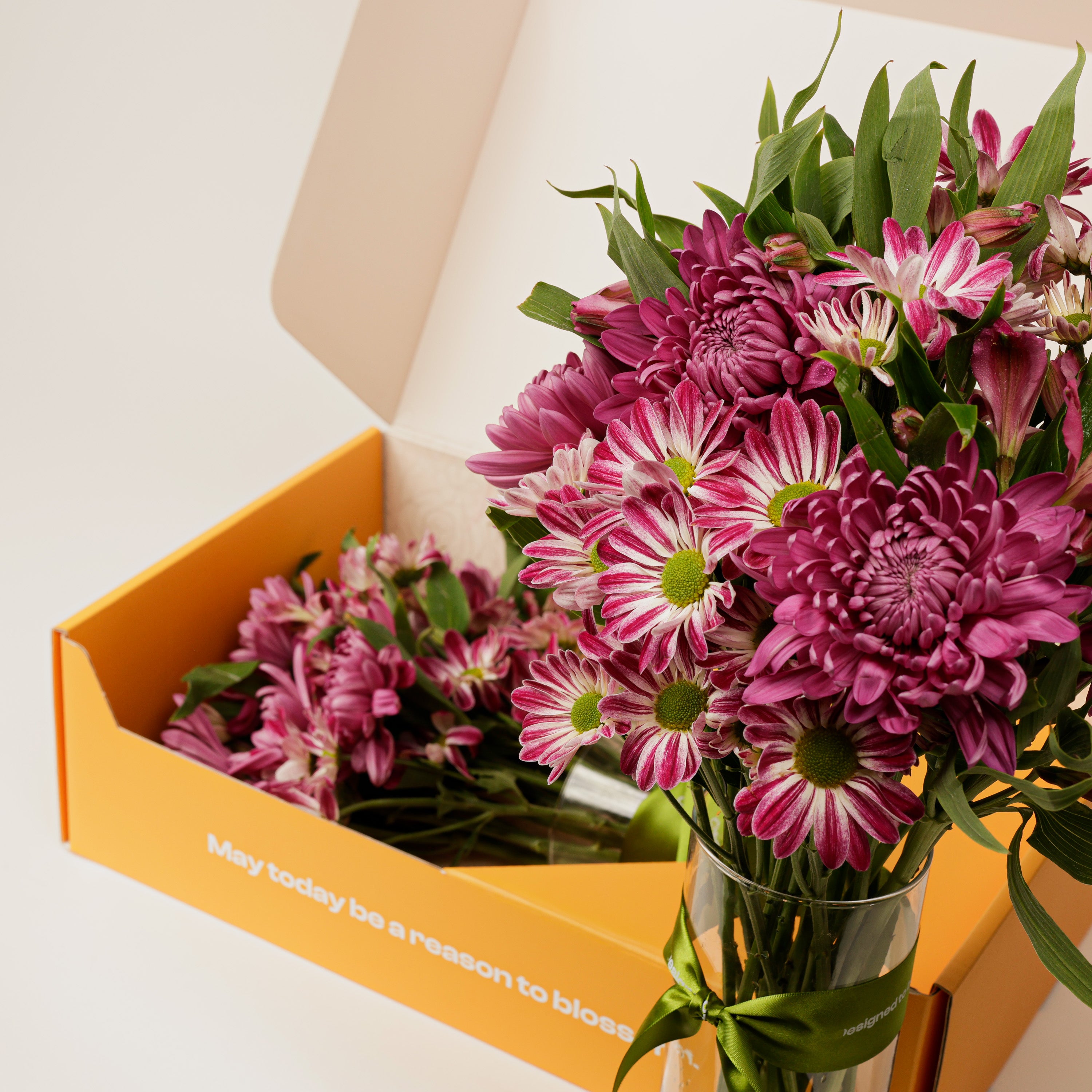 Pink Chrysanthemum & Daisy Flower Box